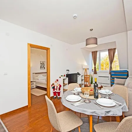 A83 - Kraljevi Cardaci - Apartamento *