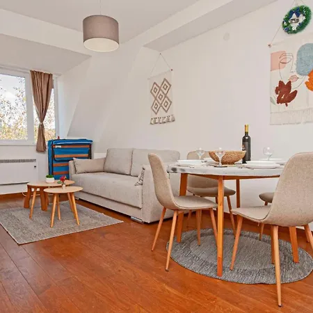 A83 - Kraljevi Cardaci - Apartamento *